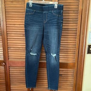 Distressed Old Navy Rockstar jeggings